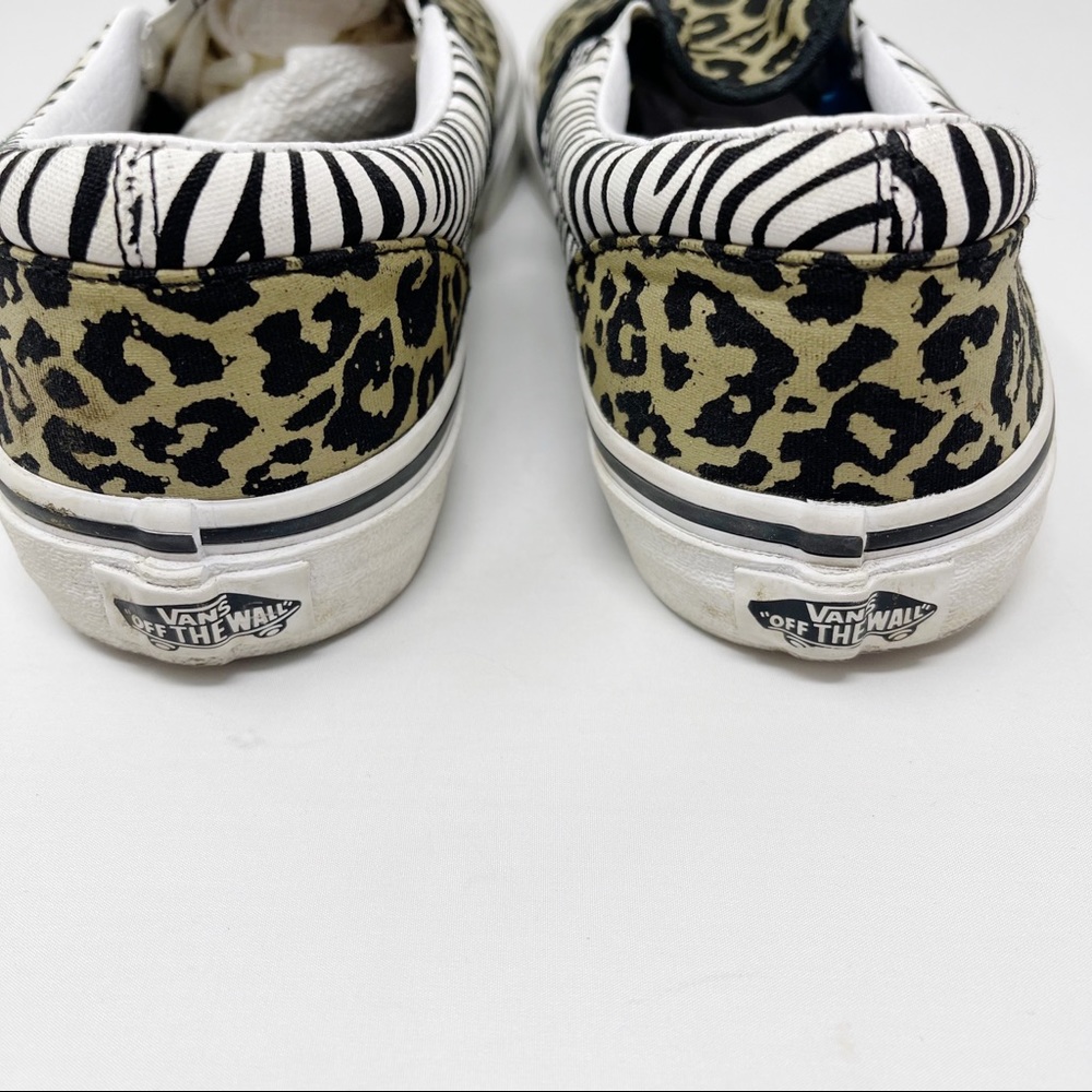 Vans Animal Print Classic Slip On Sneakers Size 5.5 - Picture 6 of 9